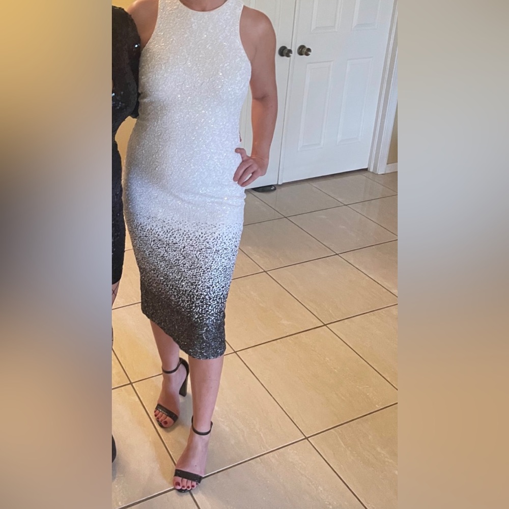 Dress the population sequin Ombre black & white midi dress Sz.M cocktail party